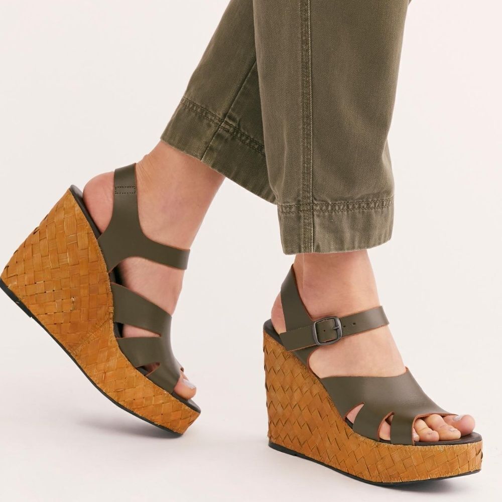 NEW Free People Green Sunflower Wedge Sandals 9